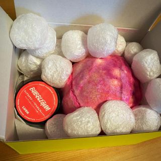 ラッシュ(LUSH)のLUSH SWEETNESS (スウィートネス) バスボム(入浴剤/バスソルト)