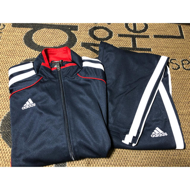 アディダス　adidas  ジャージ上下セット　１６０