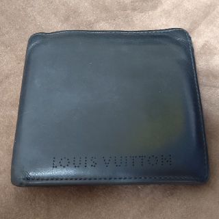 ルイヴィトン(LOUIS VUITTON)の送料込！ルイヴィトン☆二つ折財布☆used(折り財布)