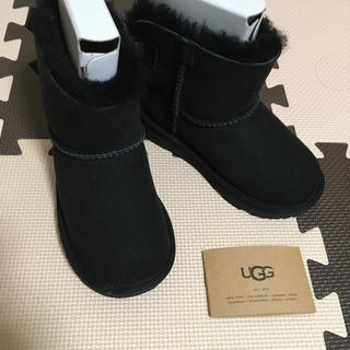 アグ(UGG)のUgg ブーツ　女の子　17サイズ(ブーツ)