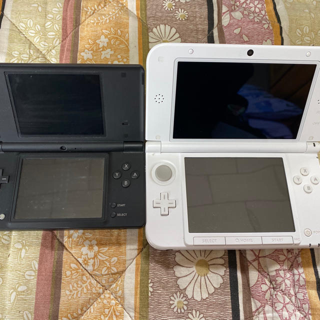 ニンテンドー3DS(ニンテンドー3DS)の3DSLL(どうぶつの森同梱版)+α エンタメ/ホビーのゲームソフト/ゲーム機本体(家庭用ゲーム機本体)の商品写真