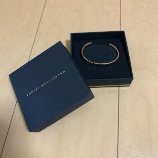 ダニエルウェリントン(Daniel Wellington)のDANIEL WELLINGTON バングル(ブレスレット/バングル)