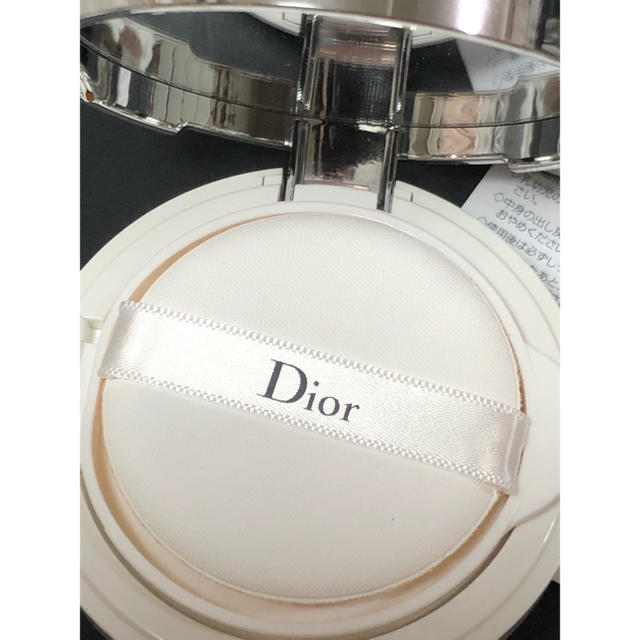 Dior(ディオール)のディオール スノー パーフェクト ライト クッション 020 値下げ！ コスメ/美容のベースメイク/化粧品(ファンデーション)の商品写真