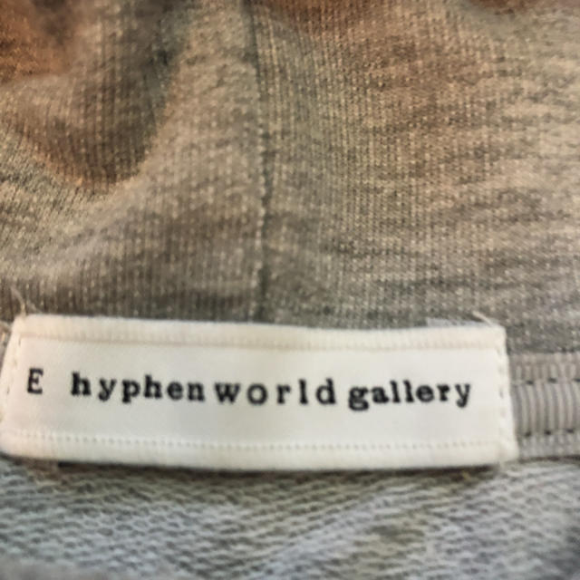 E hyphen world gallery(イーハイフンワールドギャラリー)のイーハイフン！フード付きワンピース！ レディースのワンピース(ひざ丈ワンピース)の商品写真