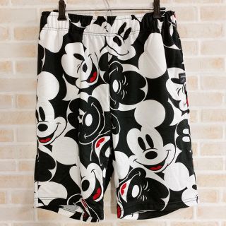 ディズニー(Disney)の新品未使用 ミッキー 総柄 ショーツ ハーフパンツ 古着 派手 個性 XL(ショートパンツ)