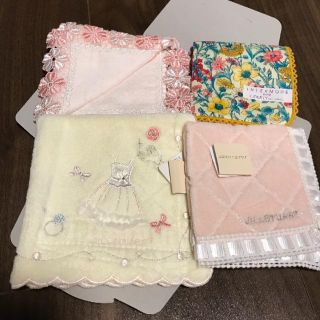 ジルスチュアート(JILLSTUART)のタオルハンカチ(文学/小説)