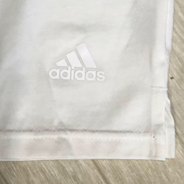 adidas(アディダス)のadidas  長袖Tシャツ（Ｌ） メンズのトップス(Tシャツ/カットソー(七分/長袖))の商品写真