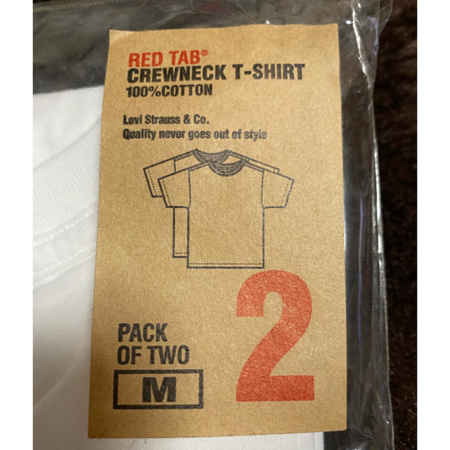 Levi's(リーバイス)の【新品未使用】リーバイス　白Tシャツ　二枚セット メンズのトップス(Tシャツ/カットソー(半袖/袖なし))の商品写真