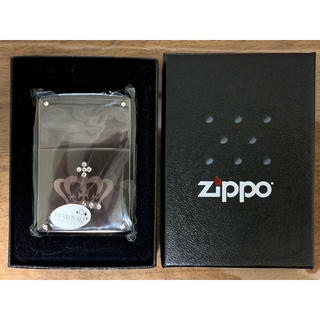 ジッポー(ZIPPO)のZIPPOライター　スワロフスキー王冠柄　2005年8月製造(タバコグッズ)