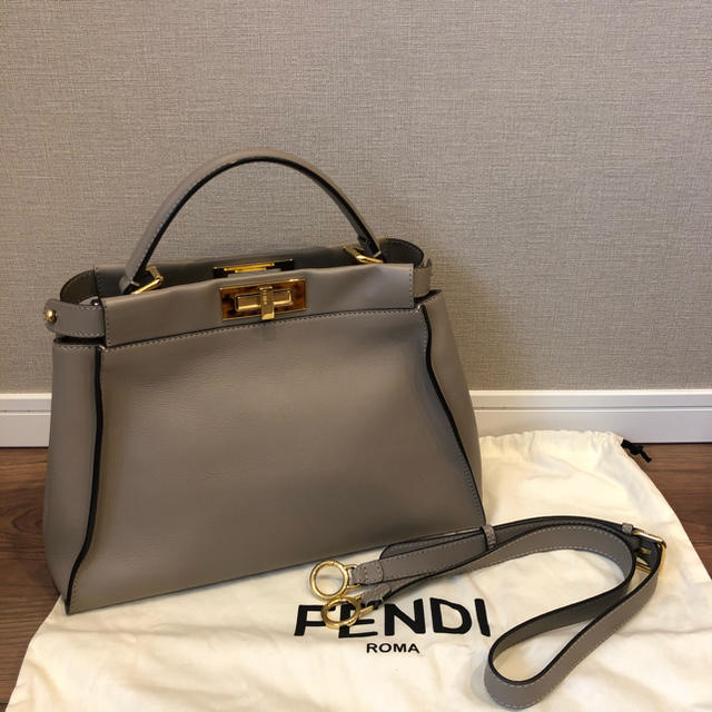 ⚠️最終値下げ⚠️ FENDI ピーカブー　べっ甲　グレージュ