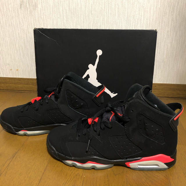 NIKE(ナイキ)の★新品未使用☆★AirJordan6(エアージョーダン6)インフラレッド送料無料 レディースの靴/シューズ(スニーカー)の商品写真