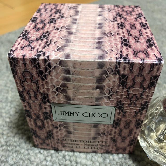 JIMMY CHOO(ジミーチュウ)のジミーチュウ EDT(40ml) コスメ/美容の香水(その他)の商品写真