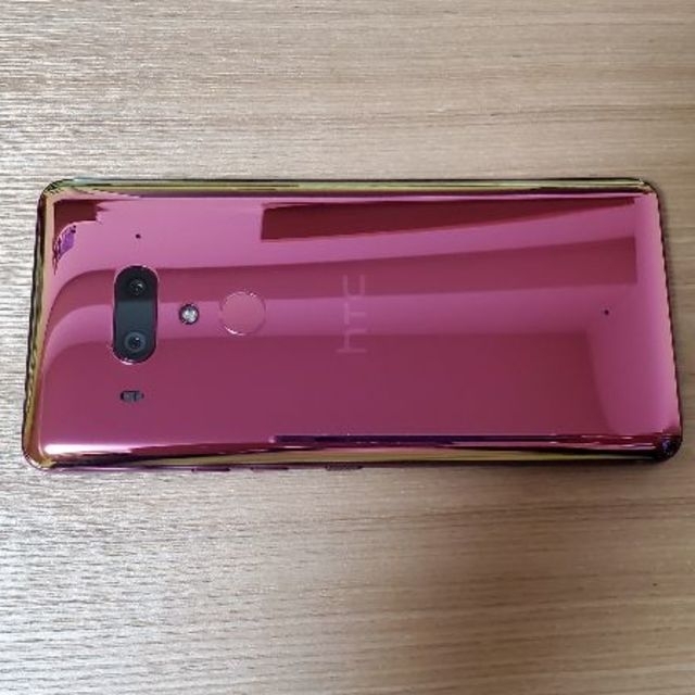 【値下げしました】HTC U12+ SIMフリー フレーム レッド スマホ/家電/カメラのスマートフォン/携帯電話(スマートフォン本体)の商品写真