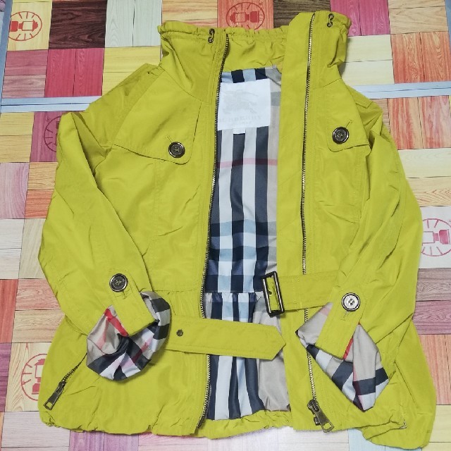 BURBERRY(バーバリー)のいちごさん専用　バーバリー　チャイルド　コート キッズ/ベビー/マタニティのキッズ服女の子用(90cm~)(コート)の商品写真