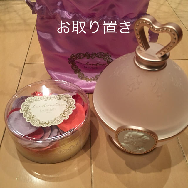 Laduree 数量限定 花びら チーク | フリマアプリ ラクマ