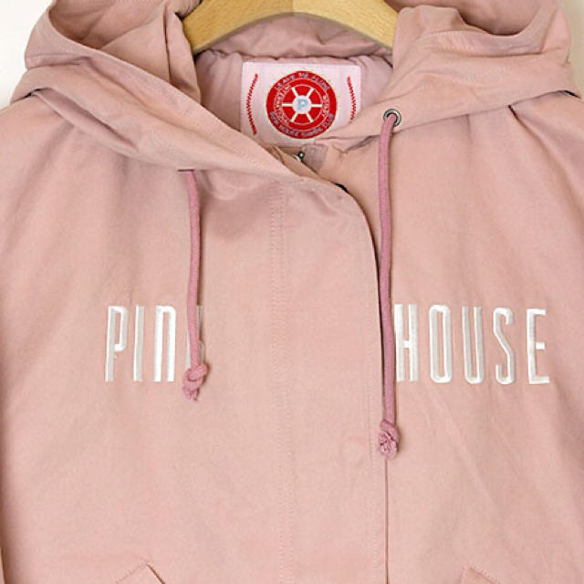 PINK HOUSE(ピンクハウス)の2020春完売★ピンクハウス新品未使用ロゴ刺繍フードブルゾン★ピンク レディースのジャケット/アウター(ブルゾン)の商品写真