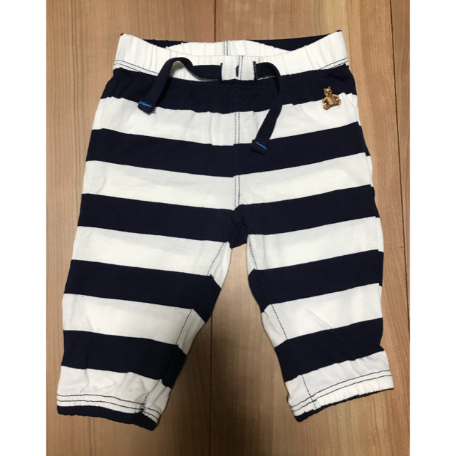 babyGAP(ベビーギャップ)のbaby GAP  ボーダーパンツ 新品  0ヶ月〜3ヶ月 キッズ/ベビー/マタニティのベビー服(~85cm)(パンツ)の商品写真