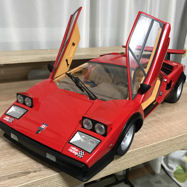 Lamborghini(ランボルギーニ)の【1/8スケール 超ビッグサイズ】ディアゴスティーニ カウンタック LP500S エンタメ/ホビーのおもちゃ/ぬいぐるみ(ミニカー)の商品写真