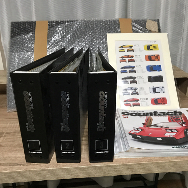 Lamborghini(ランボルギーニ)の【1/8スケール 超ビッグサイズ】ディアゴスティーニ カウンタック LP500S エンタメ/ホビーのおもちゃ/ぬいぐるみ(ミニカー)の商品写真