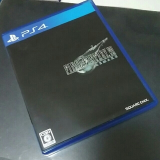 プレイステーション4(PlayStation4)の【美品】ファイナルファンタジーVII リメイク PS4(家庭用ゲームソフト)