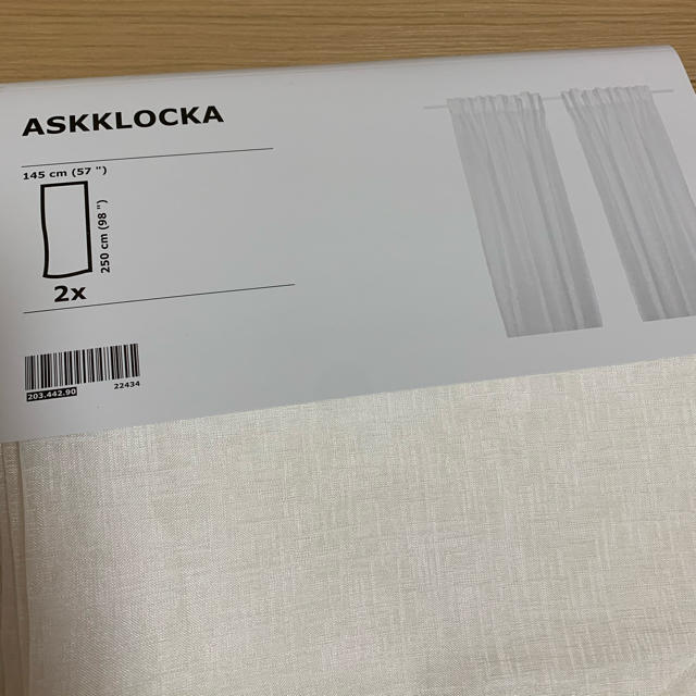 IKEA(イケア)のASKKLOCKA シアーカーテン　ホワイト インテリア/住まい/日用品のカーテン/ブラインド(カーテン)の商品写真