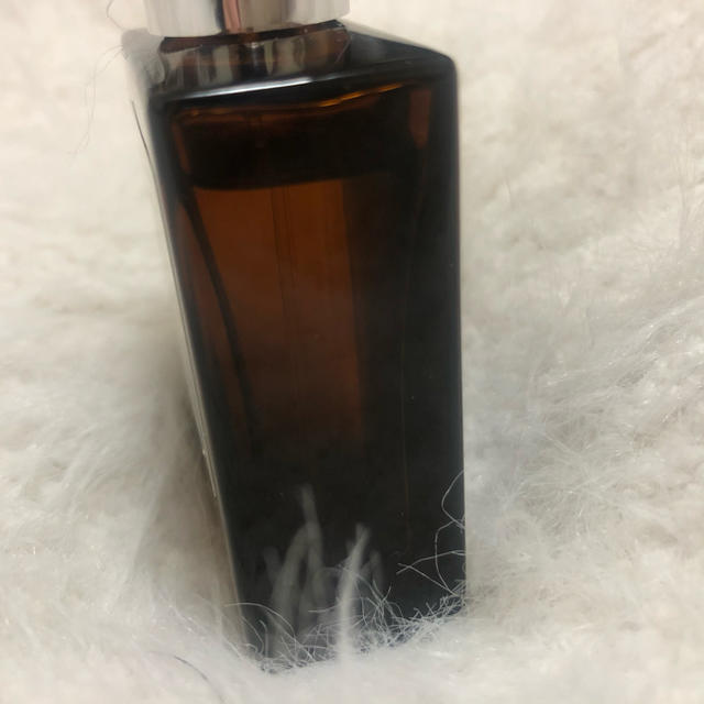 AUX PARADIS(オゥパラディ)のAUX PARADIS オスマンサス　30ml コスメ/美容の香水(香水(女性用))の商品写真