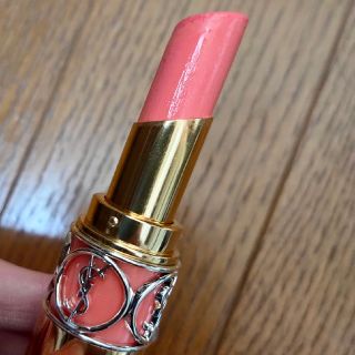 イヴサンローランボーテ(Yves Saint Laurent Beaute)のYves Saint Laurent ヴォリュプテシャイン74(口紅)