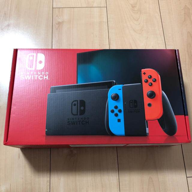 任天堂　Switch 本体