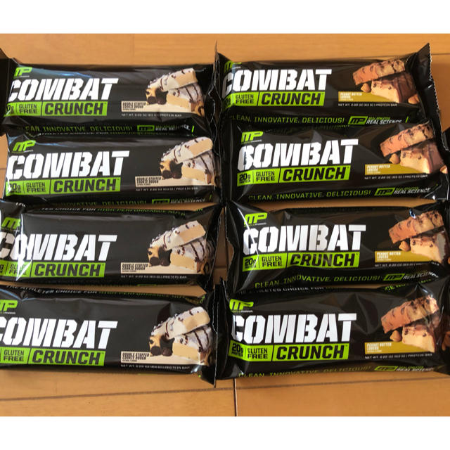 combat  crunch ☆ プロテインバー 8本セット 食品/飲料/酒の健康食品(プロテイン)の商品写真