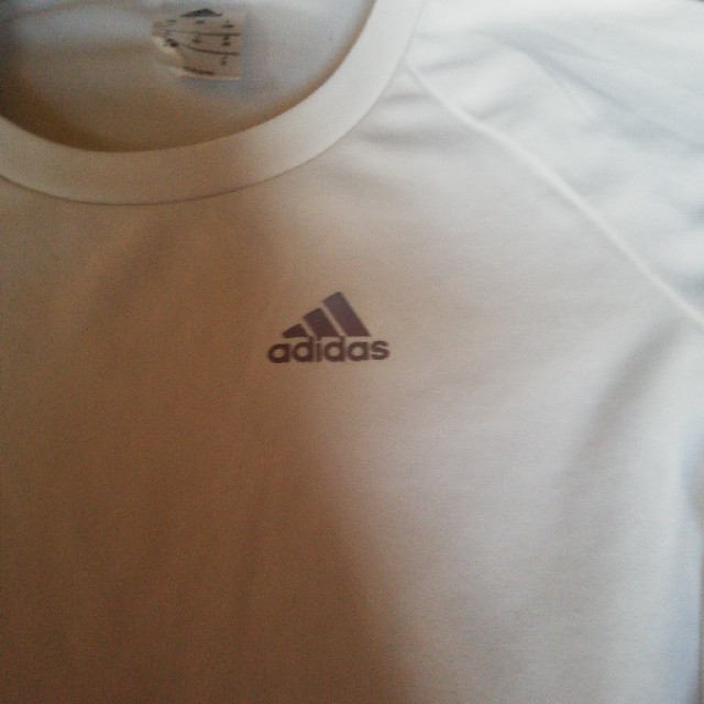 adidas(アディダス)の長袖Tシャツ レディースのトップス(Tシャツ(長袖/七分))の商品写真