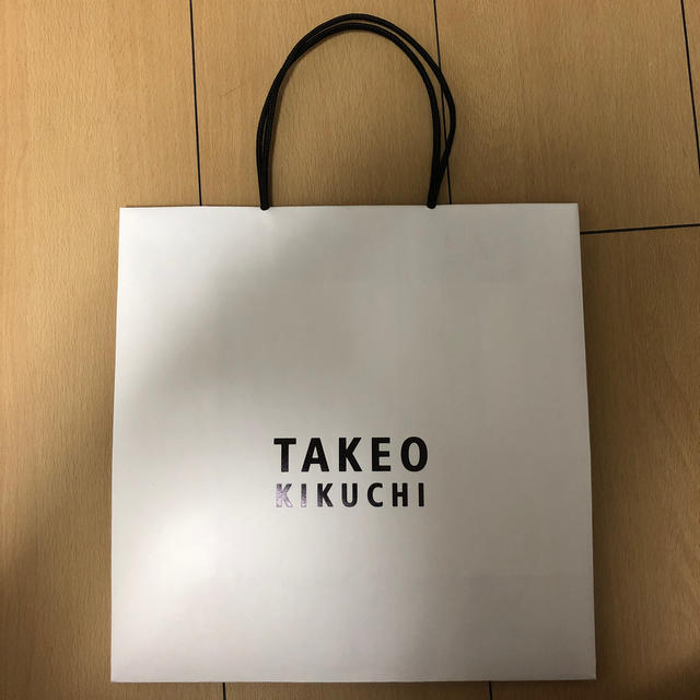 TAKEO KIKUCHI(タケオキクチ)のTAKEO KIKUCHI 紙袋 レディースのバッグ(ショップ袋)の商品写真