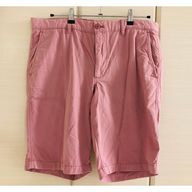 UNIQLO(ユニクロ)のUNIQLO ハーフパンツ ピンク メンズのパンツ(ショートパンツ)の商品写真