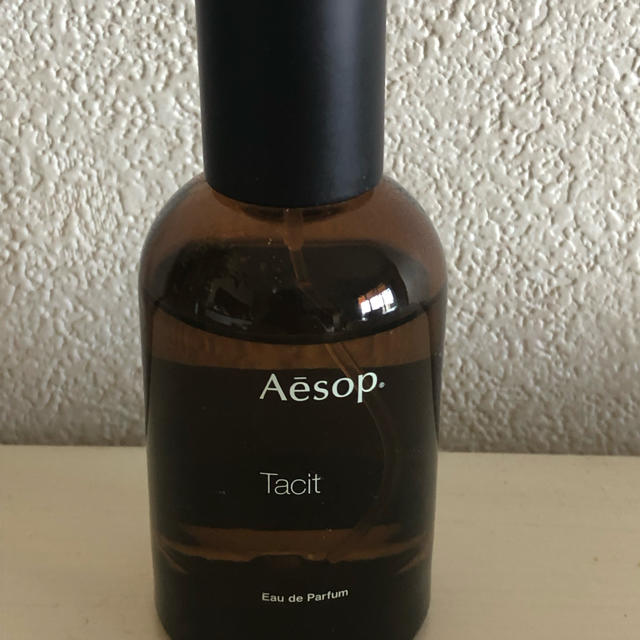 Aesop(イソップ)のmomo様専用   Aesop  Tacit  イソップ タシット  巾着付き コスメ/美容の香水(ユニセックス)の商品写真