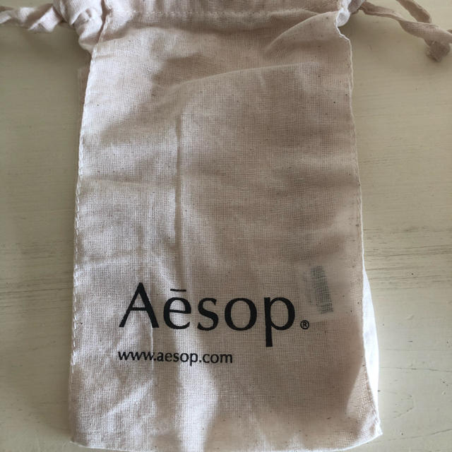 Aesop(イソップ)のmomo様専用   Aesop  Tacit  イソップ タシット  巾着付き コスメ/美容の香水(ユニセックス)の商品写真