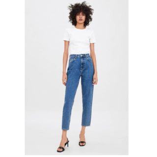 ザラ(ZARA)のZARA マムフィットデニムパンツ　34(デニム/ジーンズ)