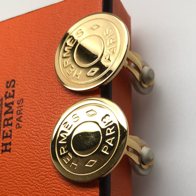 Hermes(エルメス)の超美品　エルメスHERMES セリエ　イヤリング　ゴールド レディースのアクセサリー(イヤリング)の商品写真