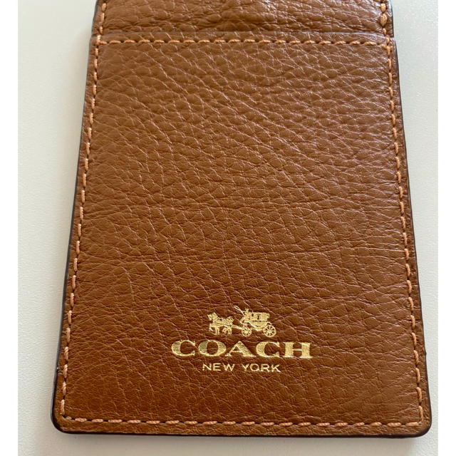 COACH(コーチ)のコーチ　パスケース  定期入れ　カードケース　ブラウン レディースのファッション小物(名刺入れ/定期入れ)の商品写真