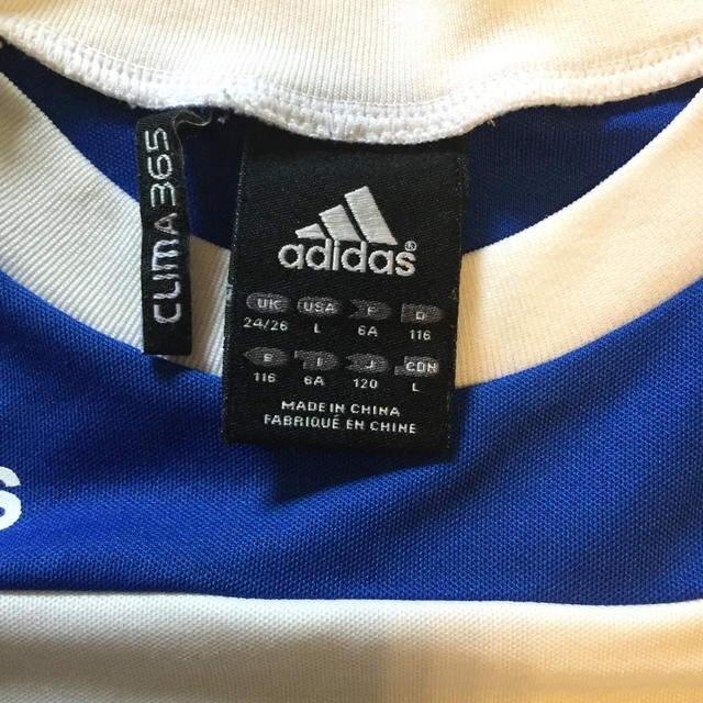 adidas 120cm  Tシャツ キッズ/ベビー/マタニティのキッズ服男の子用(90cm~)(Tシャツ/カットソー)の商品写真