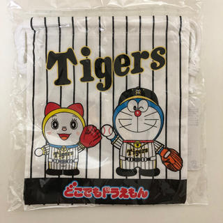 ハンシンタイガース(阪神タイガース)の巾着袋　タイガース　ドラえもん(ランチボックス巾着)