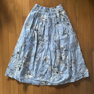 ザラ(ZARA)のZARA♡花柄スカート(ロングスカート)