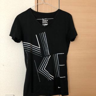 ナイキ(NIKE)のスポーツ　Tシャツ(Tシャツ(半袖/袖なし))