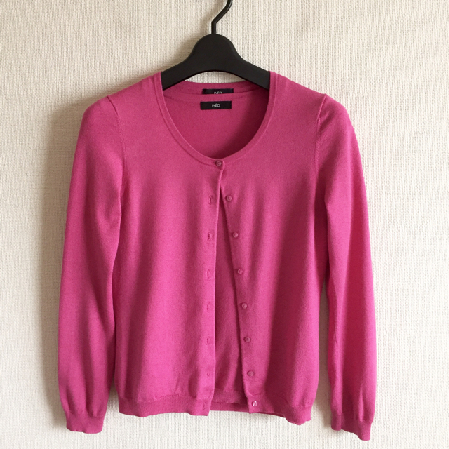 INED(イネド)のイネド♡綺麗なピンク色のアンサンブル レディースのトップス(アンサンブル)の商品写真