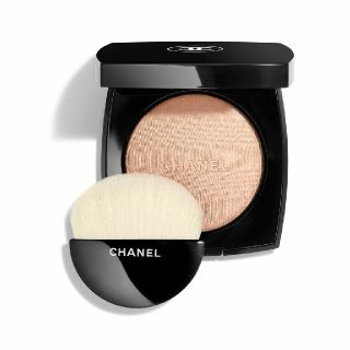 シャネル(CHANEL)のご専用✨新品未使用プードゥルルミエール10アイヴォリーゴールド(フェイスパウダー)