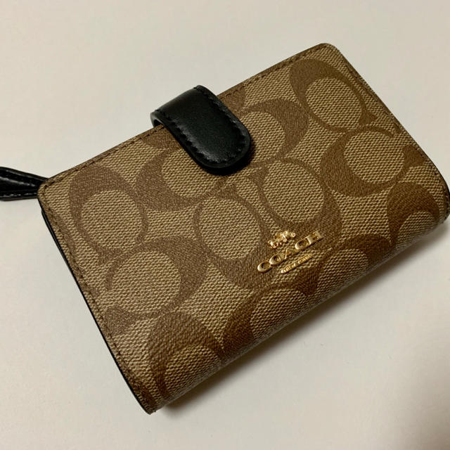 スナップ式外部COACH コーチ 二つ折り財布 シグネチャー