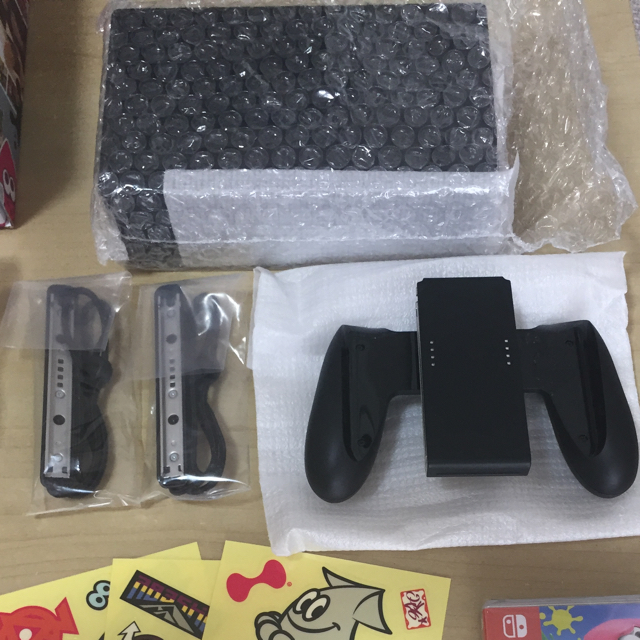 Nintendo Switch 本体 スプラトゥーン2付き Nintendo Switch 本体 スプラトゥーン2付き