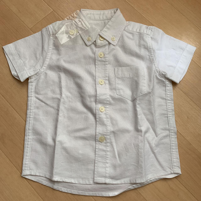 SHIPS(シップス)の新品未使用　ships白シャツ90 キッズ/ベビー/マタニティのキッズ服男の子用(90cm~)(ブラウス)の商品写真