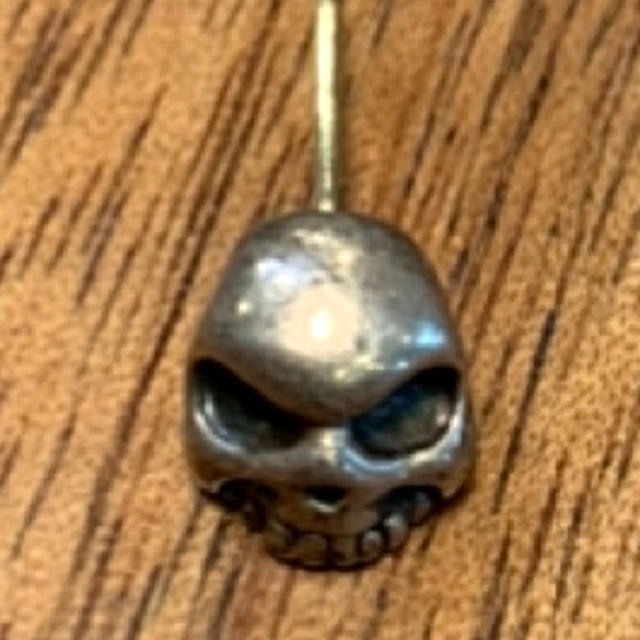 GARNI ガルニ Skull Pendant With Diamond