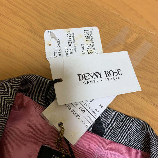 DENNYROSE(デニーローズ)の新品未使用　DENY ROSE 刺繍ショートジャケット レディースのジャケット/アウター(テーラードジャケット)の商品写真