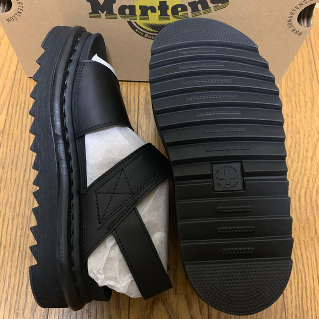 Dr.Martens(ドクターマーチン)のドクターマーチン 厚底サンダル ヴォス レディースの靴/シューズ(サンダル)の商品写真