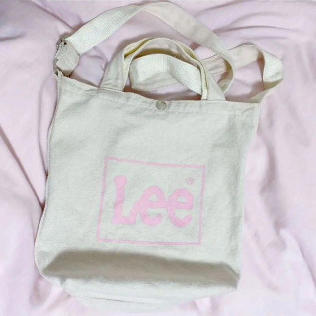 Lee(リー)のlee トートバッグ　ピンク レディースのバッグ(トートバッグ)の商品写真